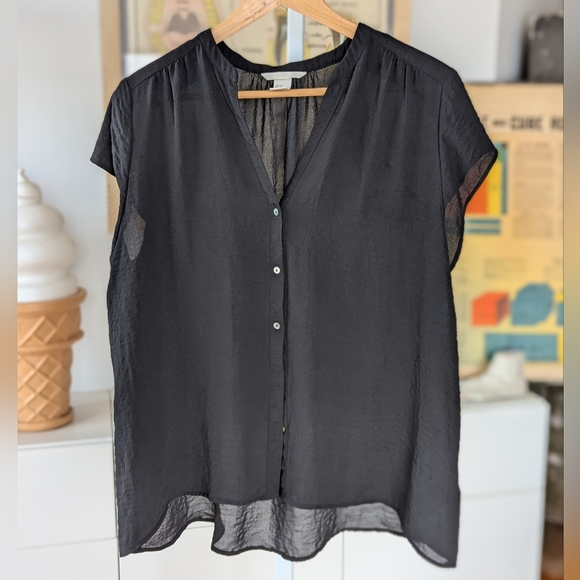 Black light floaty shirt 12 - Picture 1 of 7